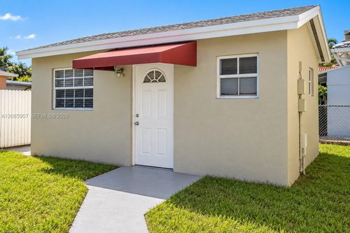 casita-3640 Sw 25th St, Miami, FL, 33133-2044 | Card Image