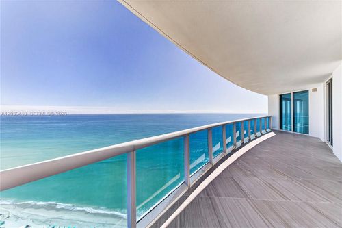3102-2711 S Ocean Dr, Hollywood, FL, 33019-2755 | Card Image