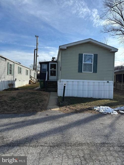 275 Rupert Cir, Brooklyn Park, MD, 21225-3318 | Card Image