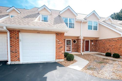 1429 Tahoe Valley Ct, Ballwin, MO, 63021-7655 | Card Image