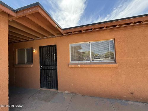 4904 S 13th Ave, Tucson, AZ, 85706-1214 | Card Image