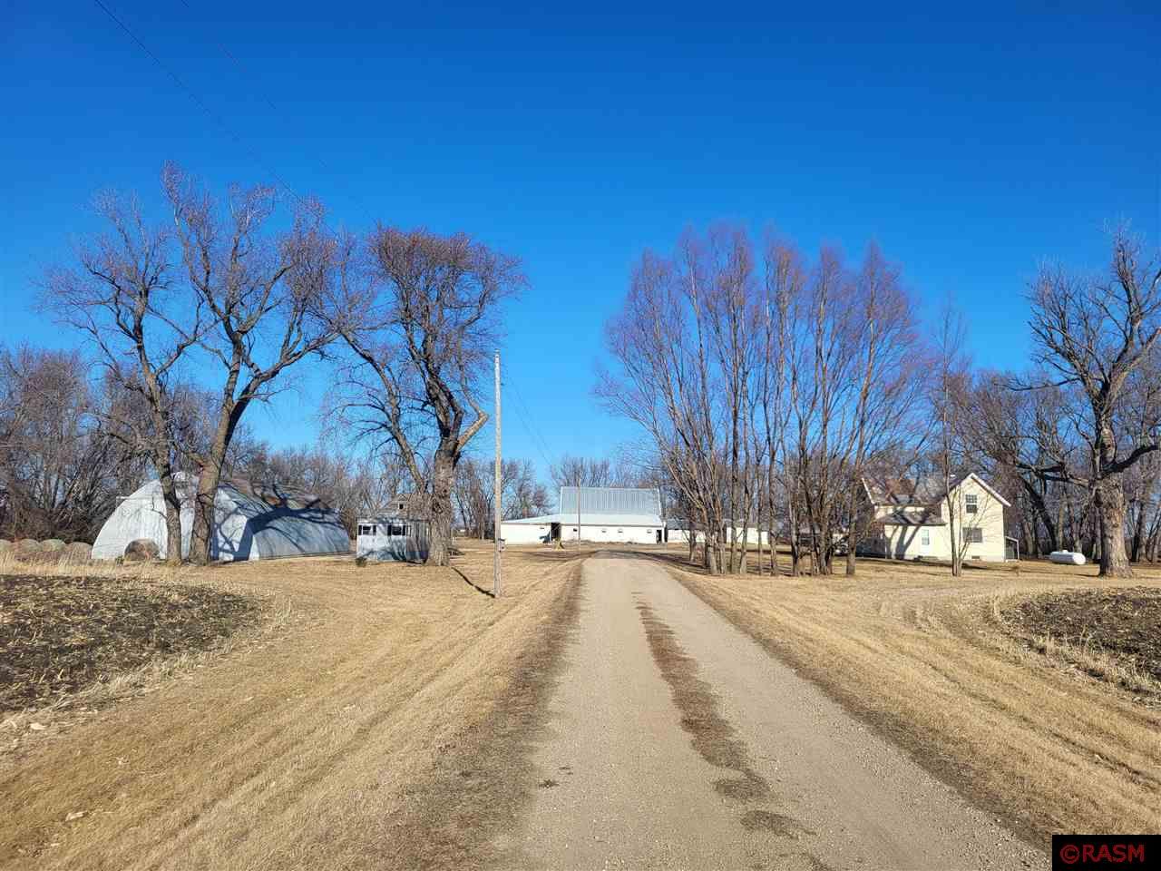 210th St, Wells, MN 56097
