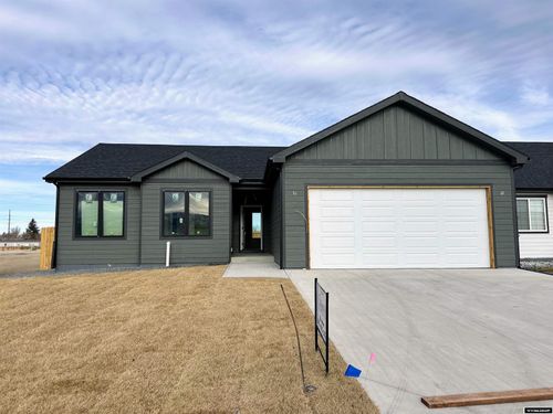 4501 Shale Circle, Mills, WY, 82644 | Card Image