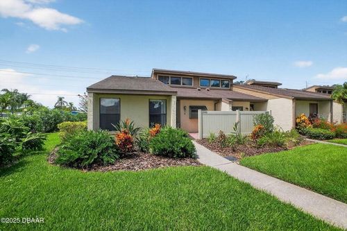 1260 Charter Oaks Cir, Holly Hill, FL, 32117-2564 | Card Image