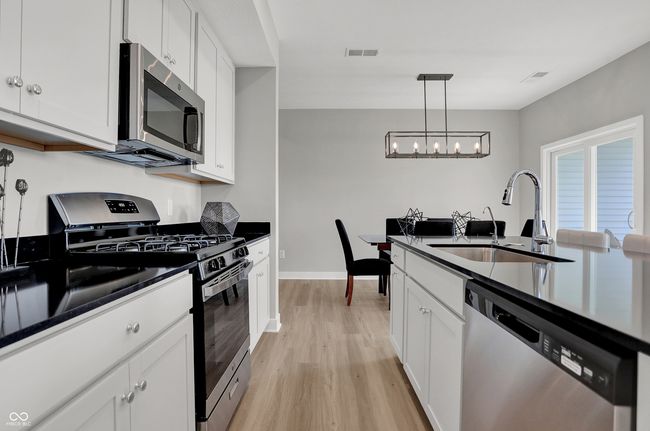 15262 Swallow Falls Way, Townhouse with 3 bedrooms, 3 bathrooms and null parking in Fishers IN | Image 14
