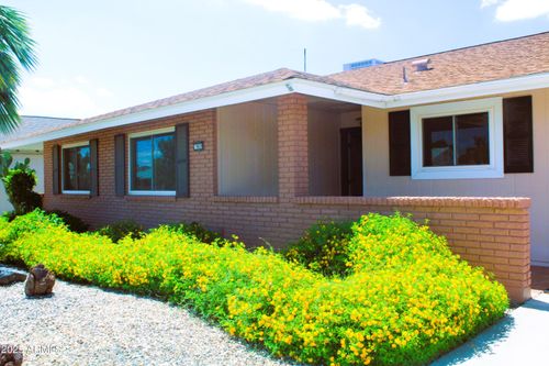 9939 W Ironwood Dr, Sun City, AZ, 85351-4561 | Card Image