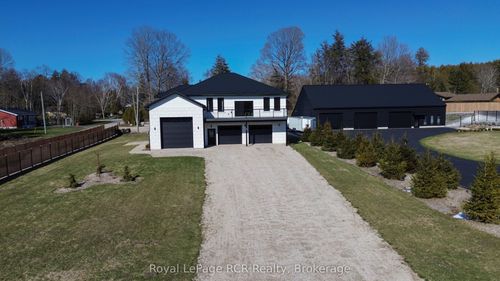 9 Sunset Place, Huron Kinloss, ON, N0G2R0 | Card Image