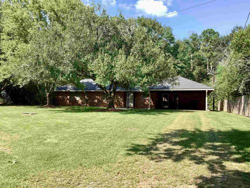 106 S Newton St, Newton, TX, 75966-3881 | Card Image