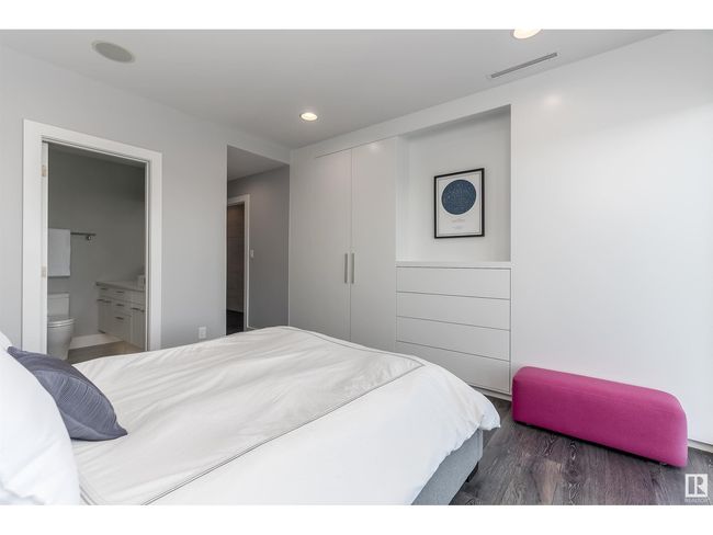 9509 99 B St Nw, House other with 4 bedrooms, 6 bathrooms and 6 parking in Edmonton AB | Image 43