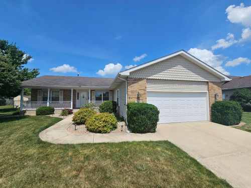 762 Carriage Dr, Lowell, IN, 46356 | Card Image