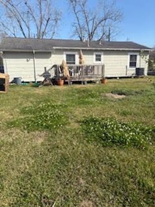 617 N Noble Rd, Texas City, TX, 77591-3115 | Card Image