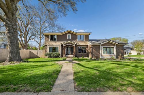 8201 Prairie Ave, Urbandale, IA, 50322-2467 | Card Image