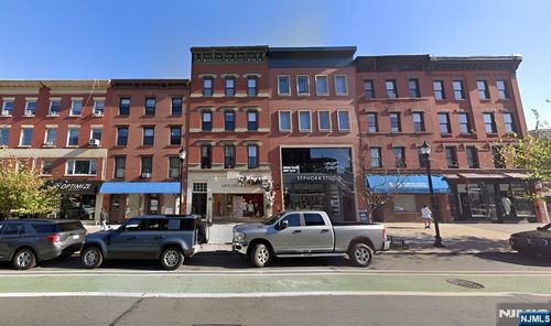 321 Washington St, Hoboken, NJ, 07030-4874 | Card Image