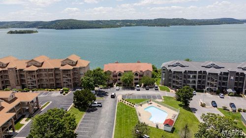 101-700 Emerald Pointe Dr, Hollister, MO, 65672-4822 | Card Image