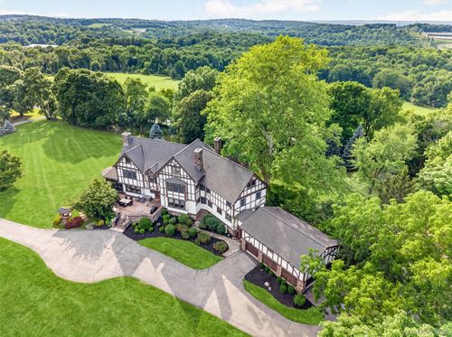 157 Arcadia Rd, Goshen, NY, 10924-5639 | Card Image