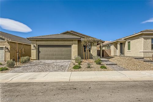 6607 Summershade St, North Las Vegas, NV, 89086-2001 | Card Image