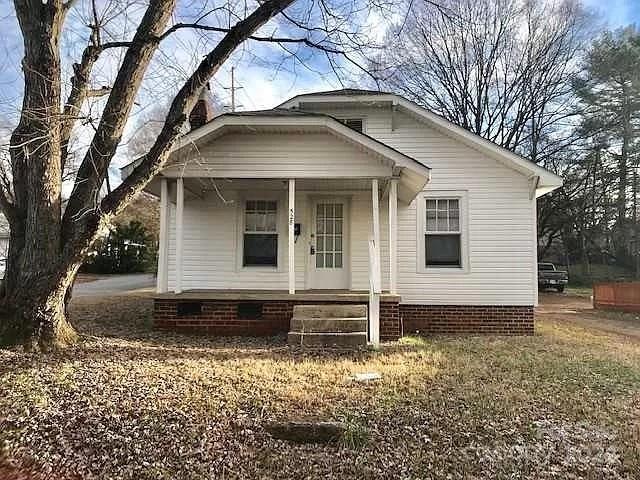 Gibson Dr, Concord, NC 28025