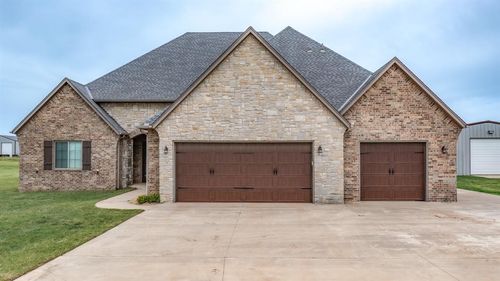 9125 Mustang Rd Ne, Piedmont, OK, 73078-8859 | Card Image