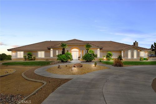 8289 Alta Mesa Rd, Oak Hills, CA, 92344-0879 | Card Image
