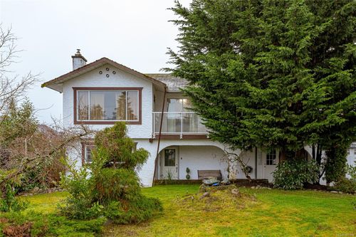 1975 Jeffree Rd, Saanichton, BC, V8M1K1 | Card Image