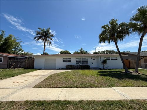 15573 Bedford Cir E, CLEARWATER, FL, 33764-7062 | Card Image