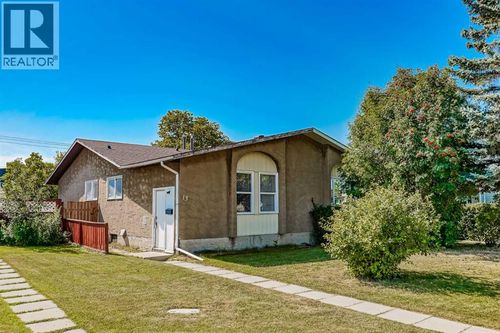 13 Rundlelawn Crt Ne, Calgary, AB, T1Y3H3 | Card Image