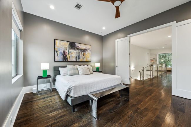 1010 Waltway Dr, House other with 5 bedrooms, 6 bathrooms and 2 parking in Houston TX | Image 25