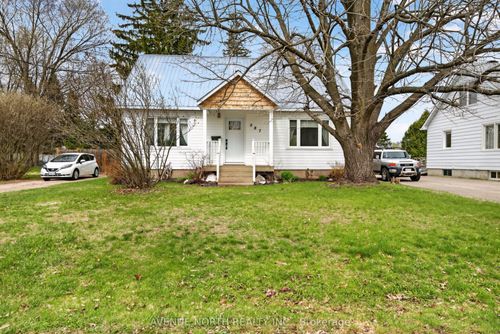 587 Roy St, Pembroke, ON, K8A6P1 | Card Image