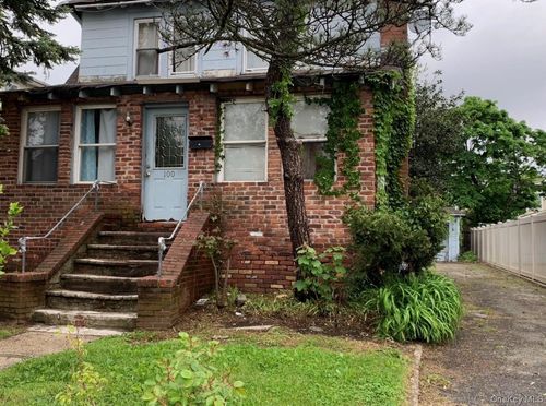 100 Franklin Street, Hempstead, NY, 11518 | Card Image