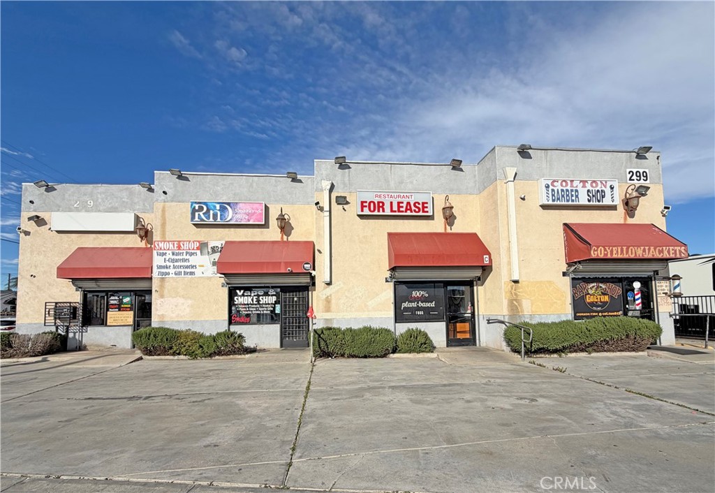 Commercial Lease in Colton 2
