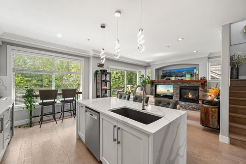 43-22225 50 Ave, Langley, BC, V2Y0G7 | Card Image