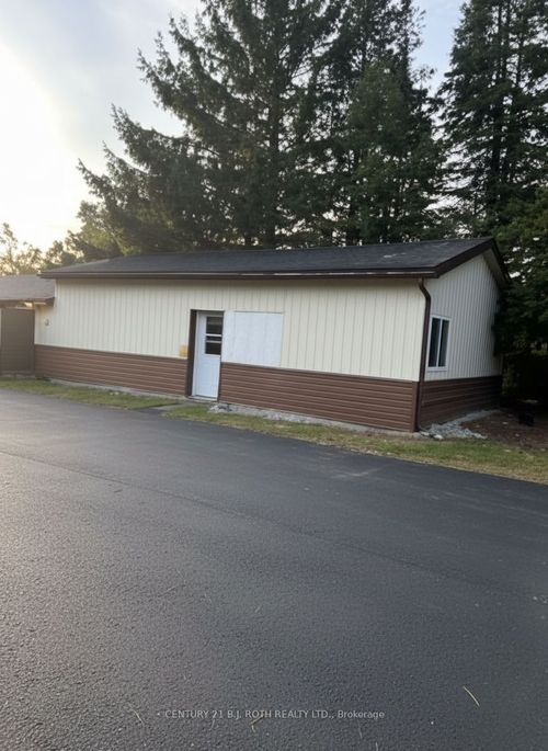 476 West St N, Orillia, ON, L3V5E8 | Card Image