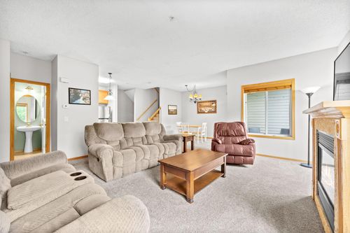 3864 Abercrombie Ln, Stillwater, MN, 55082-4285 | Card Image