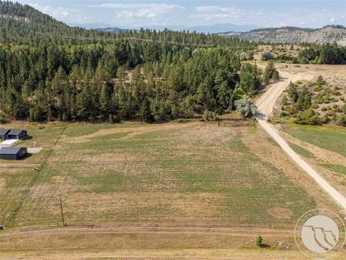 3 Twisted R Ranch Road, Columbus, MT, 59019 | Card Image