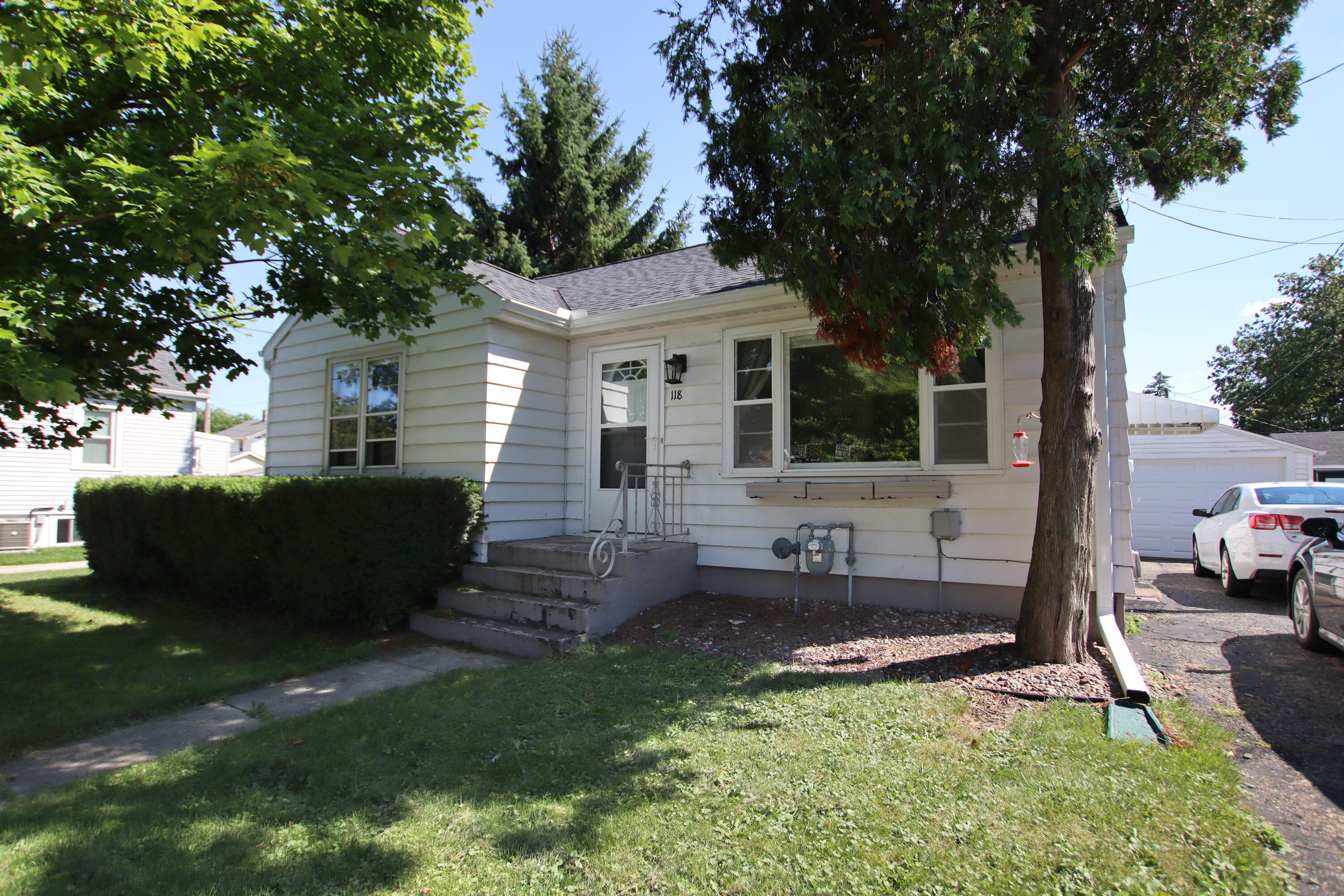 Sibley St, Fond Du Lac, WI 54935