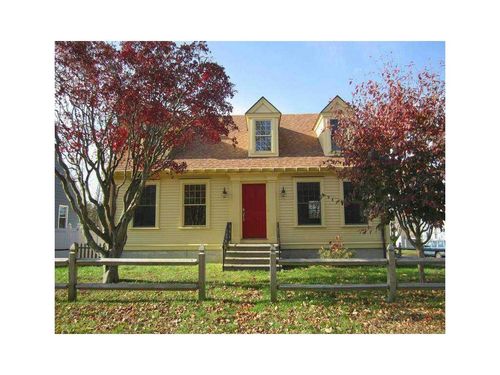 57 Dewolf Ave, Bristol, RI, 02809-3532 | Card Image