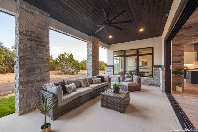 1142 PR 2771 Private Road 2771, Home with 0 bedrooms, 0 bathrooms and null parking in Mico TX | Image 32