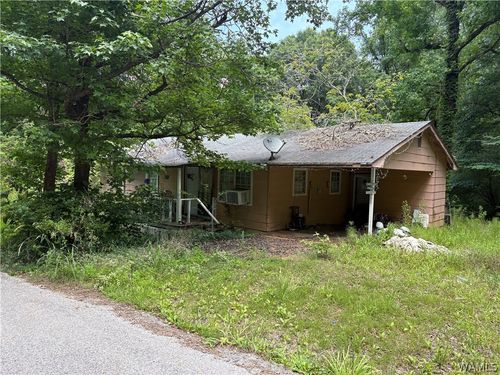 40 Walker Dr, Fayette, AL, 35555-5127 | Card Image