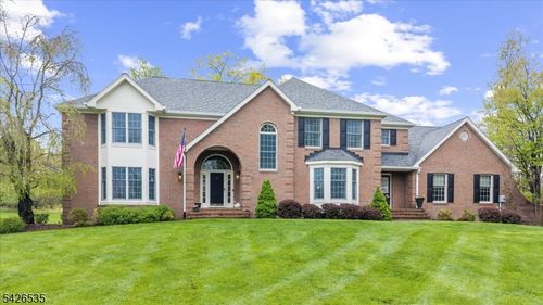 27 Shy Creek Rd, Pittstown, NJ, 08867-5155 | Card Image
