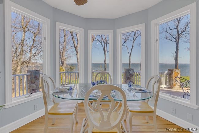 Waterview and natural light from eating area! | Image 20