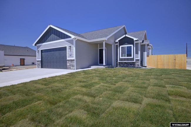 4636 Shale Cir, House other with 4 bedrooms, 3 bathrooms and null parking in Mills WY | Image 6