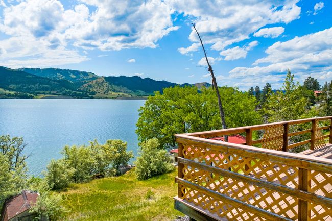 1872 Beartooth Rd, House other with 3 bedrooms, 2 bathrooms and null parking in Wolf Creek MT | Image 8