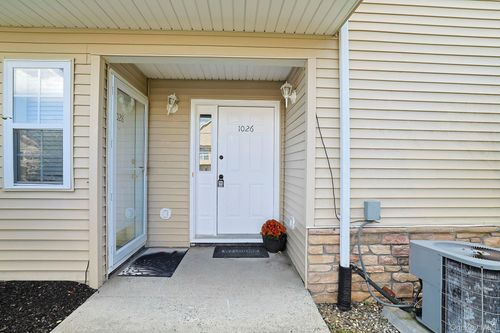 14-11-1026 Maggie Rd, Newburgh, NY, 12550-7024 | Card Image