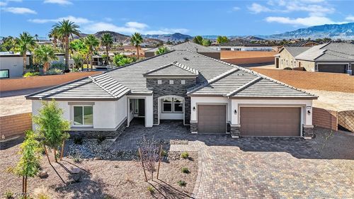 8835 S Tenaya Way, Las Vegas, NV, 89113-5501 | Card Image