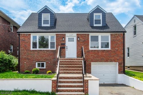 2-127 Albert St, North Arlington, NJ, 07031-5604 | Card Image