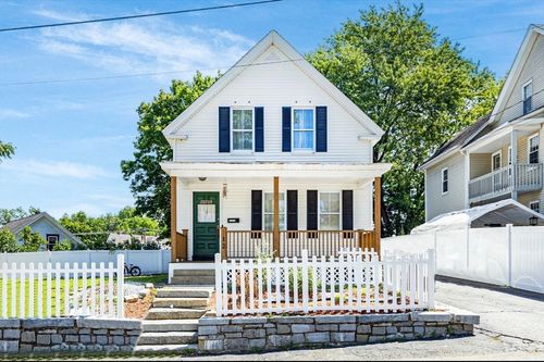 12 Quigley Ave, North Chelmsford, MA, 01863-1533 | Card Image