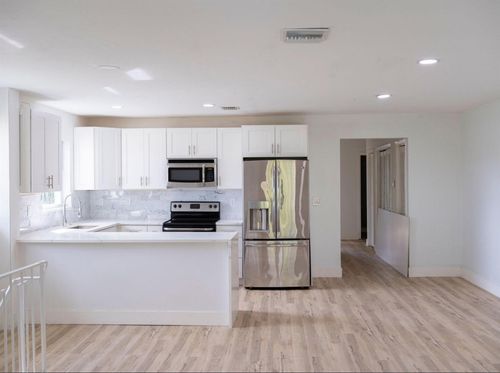 3-1009 S Federal Hwy 3 Highway, Lake Worth Beach, FL, 33460 | Card Image