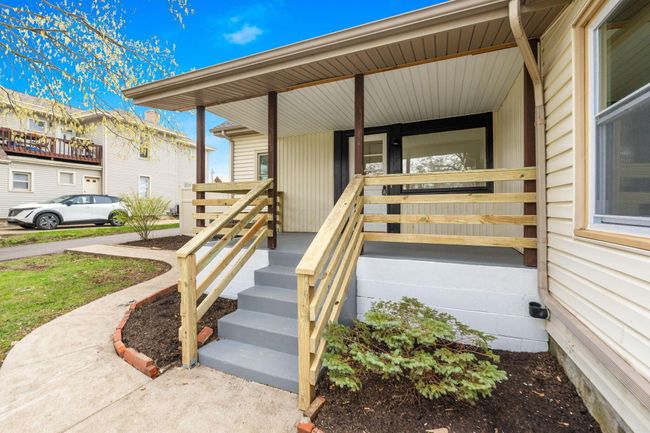 206 W Columbus St, House other with 4 bedrooms, 2 bathrooms and null parking in Lithopolis OH | Image 39