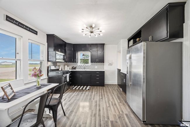 1900 Airport Rd, House other with 4 bedrooms, 2 bathrooms and null parking in Peoria IL | Image 6