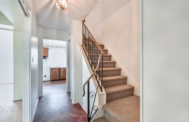 3 - 5787 Swayze Dr, Condo with 3 bedrooms, 2 bathrooms and 1 parking in Niagara Falls ON | Image 12